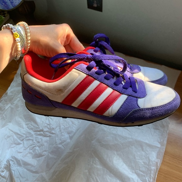 Adidas Sneakers - Picture 1 of 3